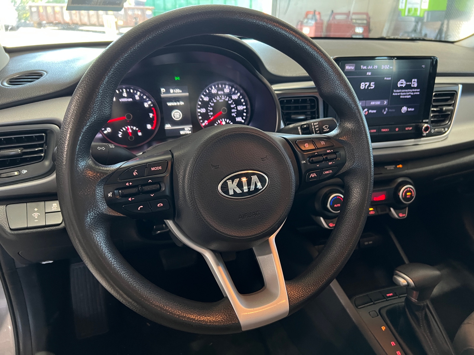 Thumbnail: 2021 Kia Rio - 5