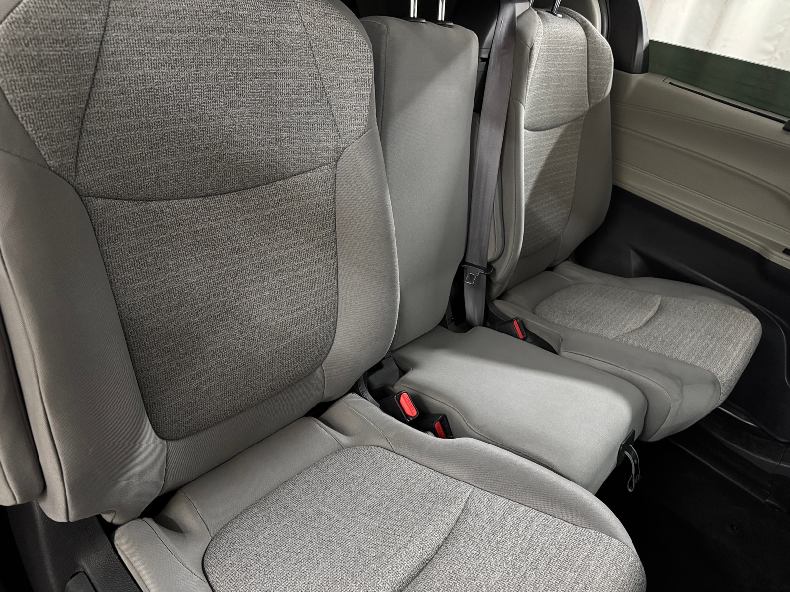 Thumbnail: 2022 Toyota Sienna - 6