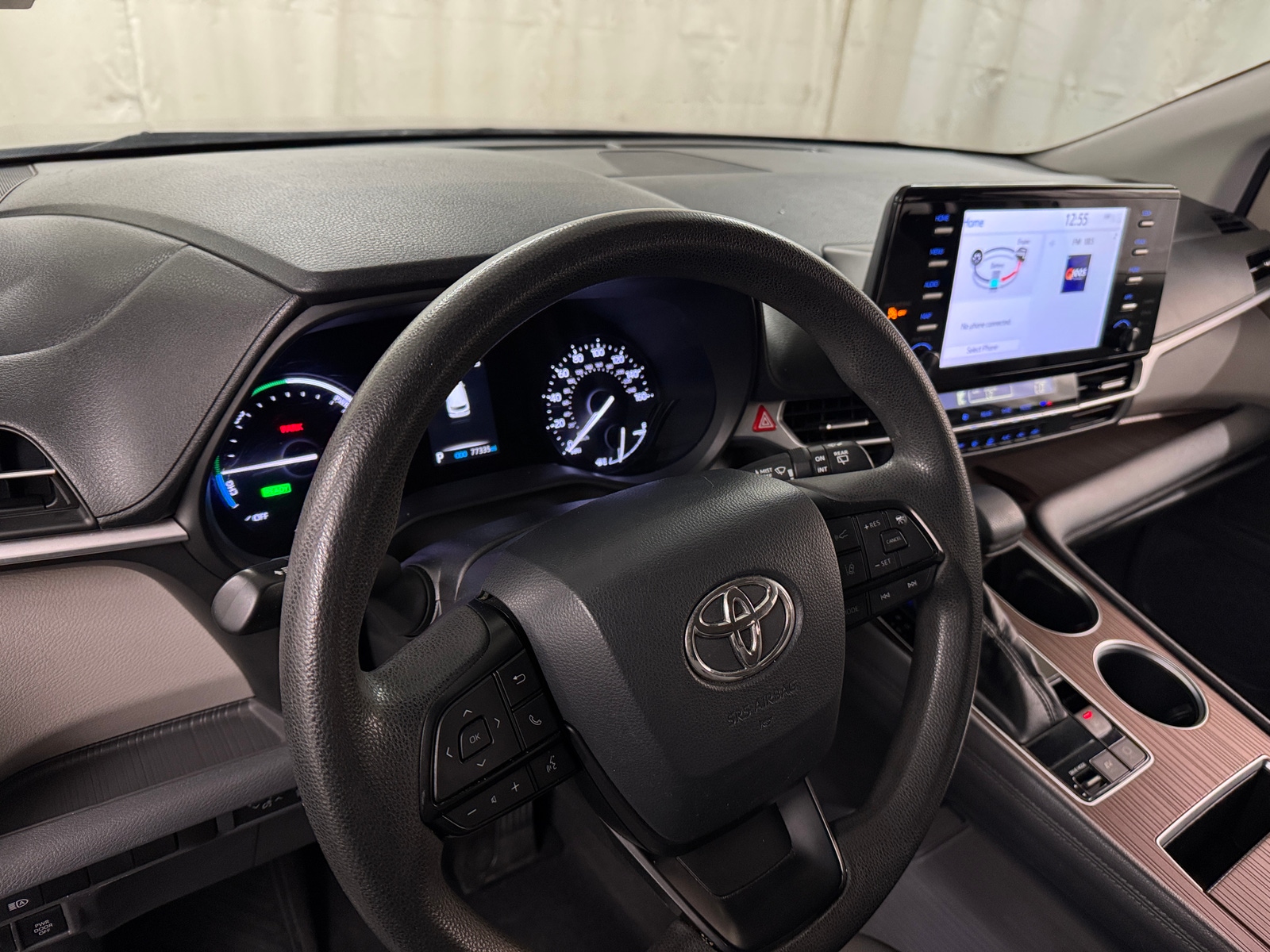 Thumbnail: 2022 Toyota Sienna - 3