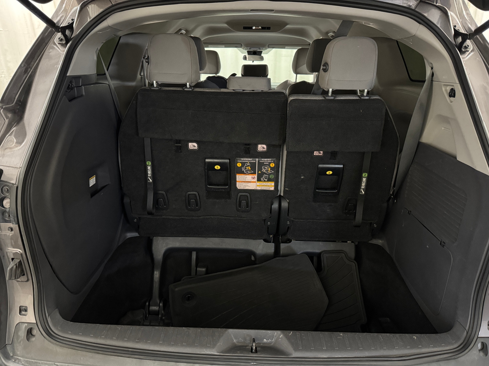 Thumbnail: 2022 Toyota Sienna - 7