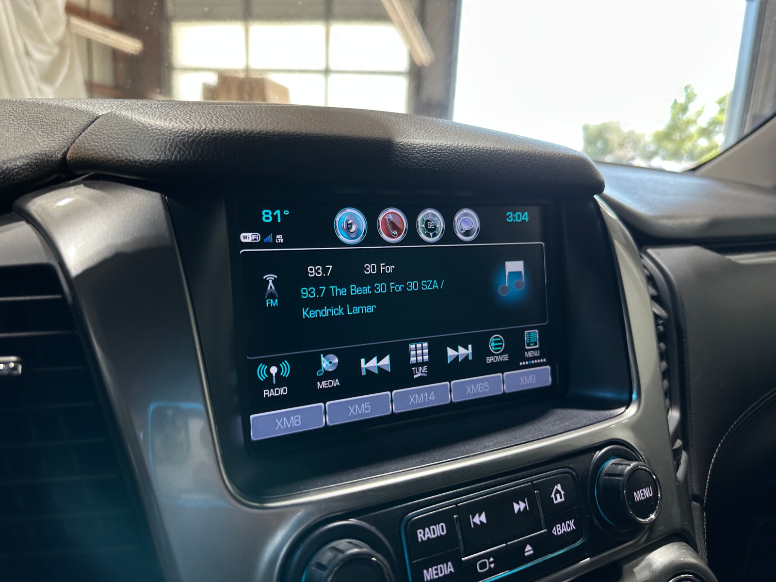 Thumbnail: 2019 Chevrolet Tahoe - 3