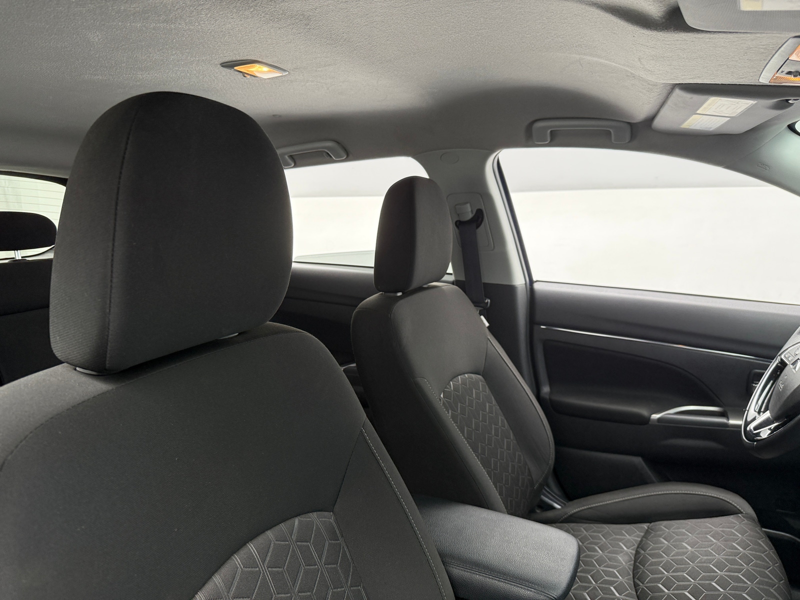 Thumbnail: 2021 Mitsubishi Outlander Sport - 2
