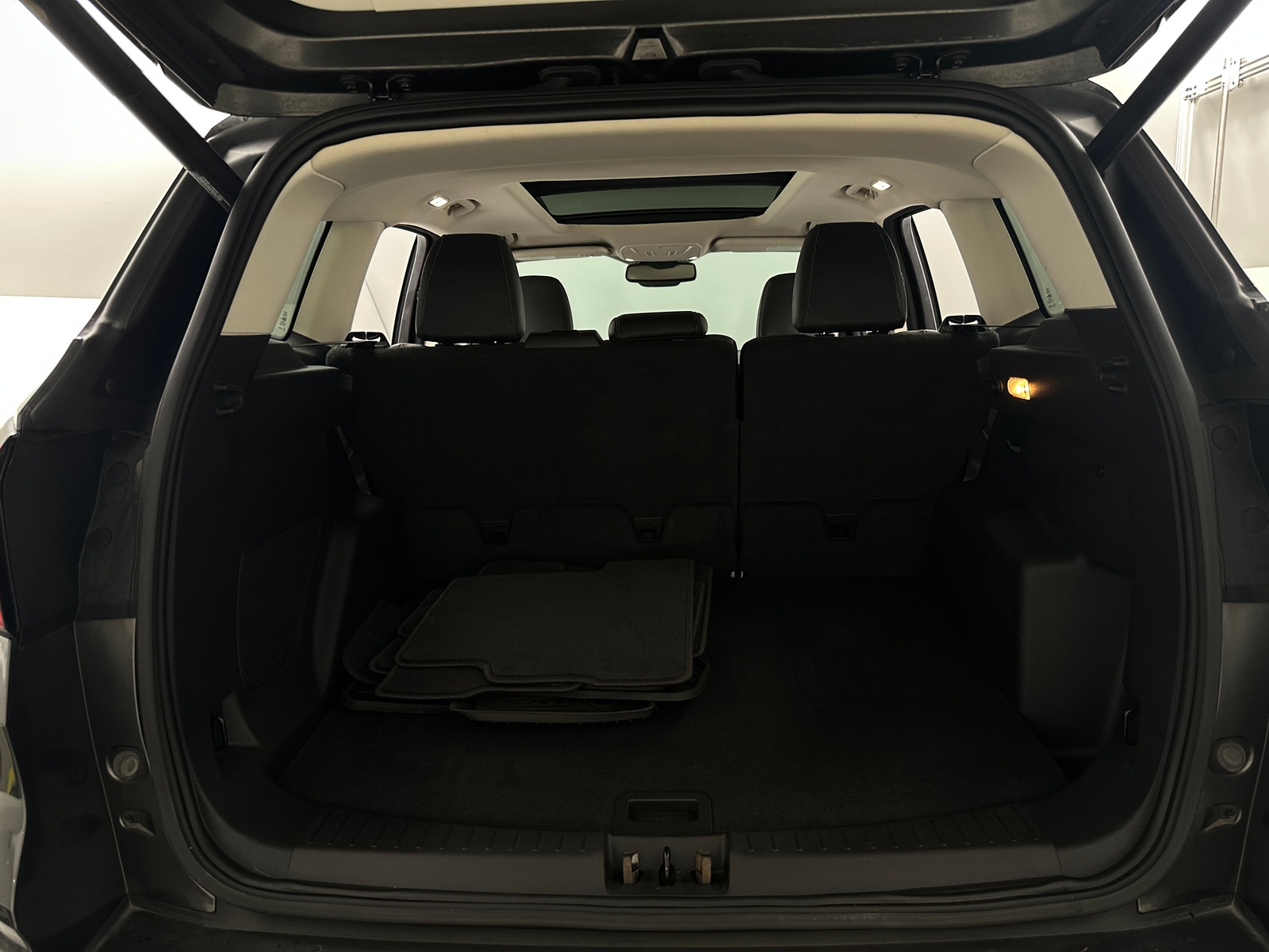 Thumbnail: 2019 Ford Escape - 6
