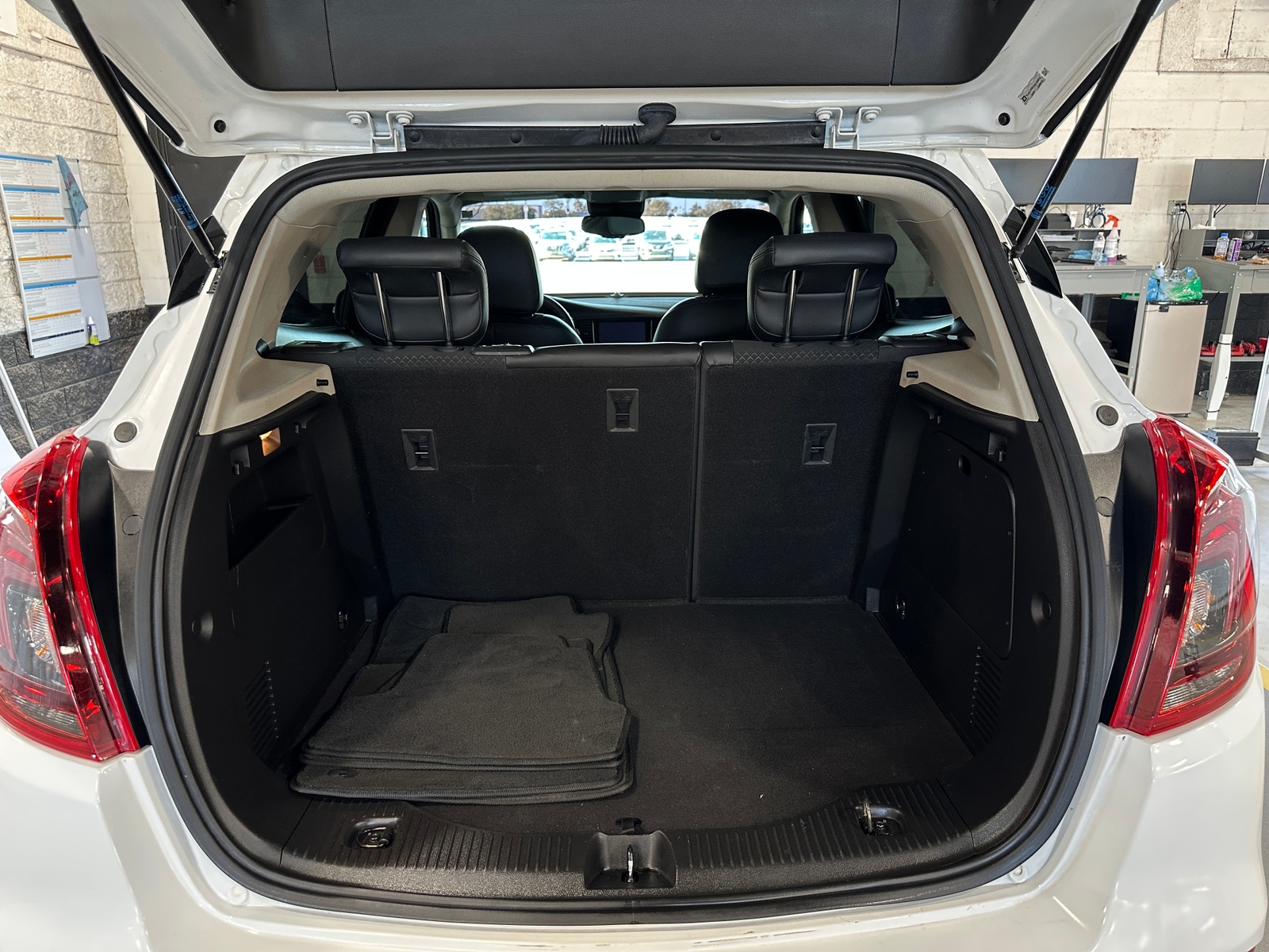 Thumbnail: 2017 Buick Encore - 7