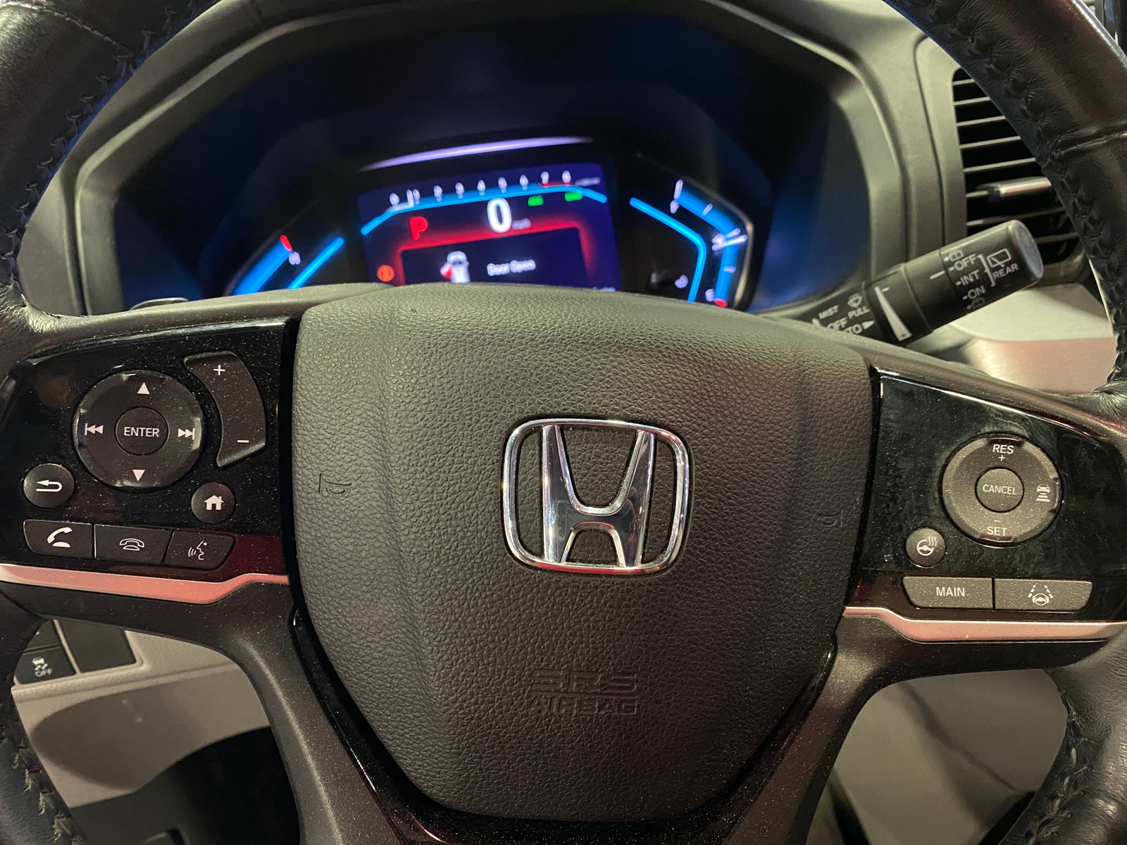 Thumbnail: 2018 Honda Odyssey - 4