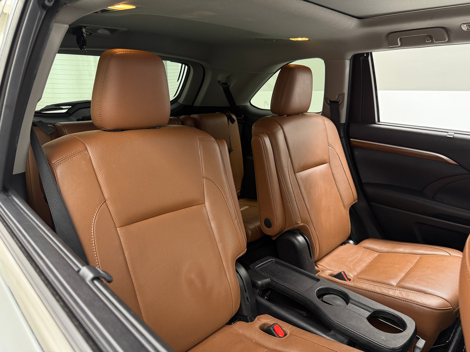 Thumbnail: 2019 Toyota Highlander - 6