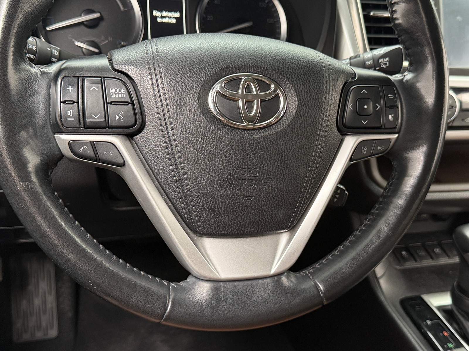 Thumbnail: 2019 Toyota Highlander - 5
