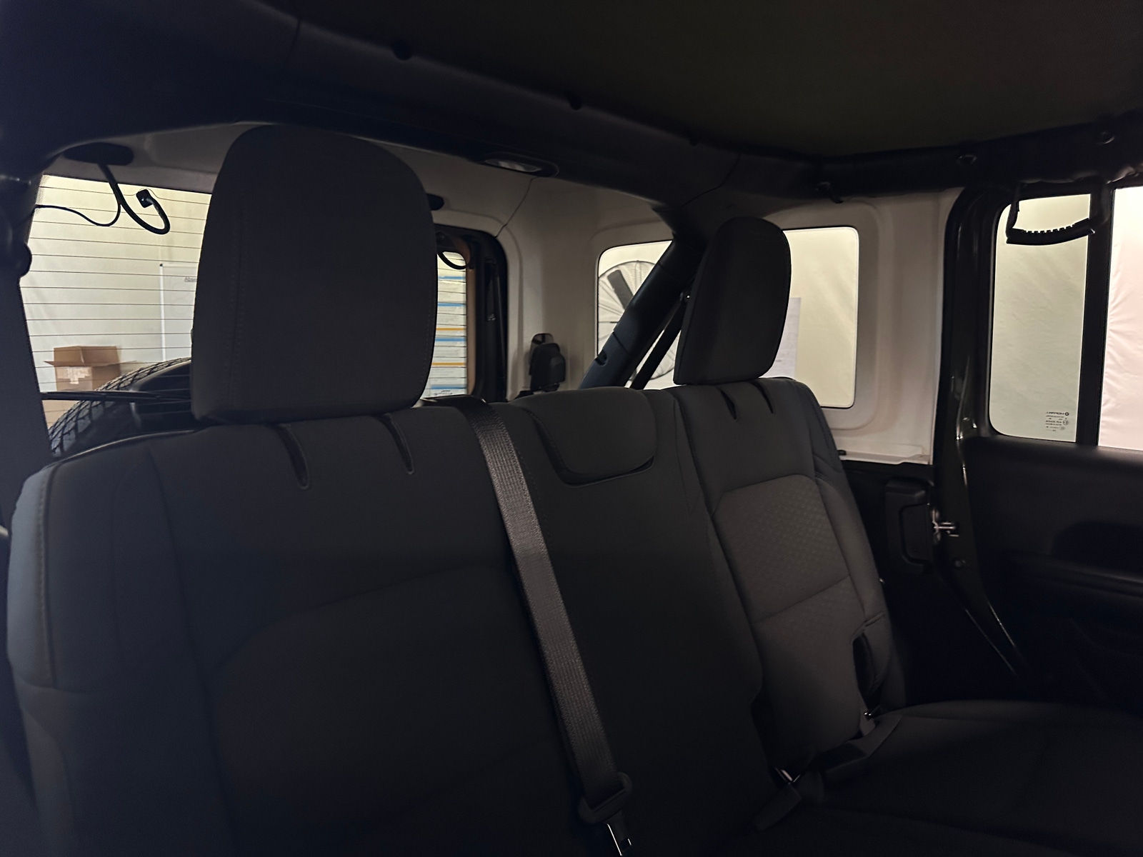 Thumbnail: 2021 Jeep Wrangler - 6