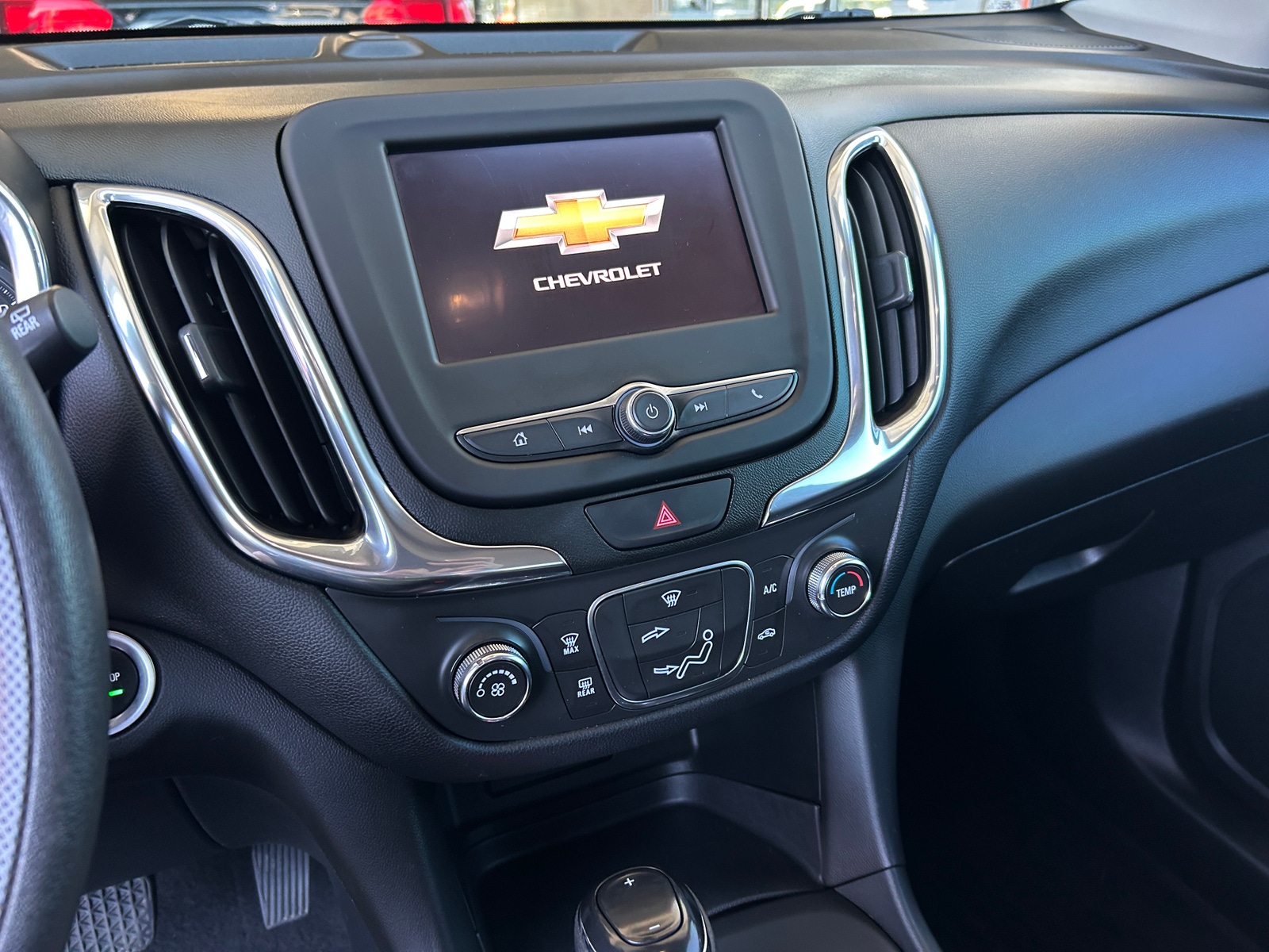 Thumbnail: 2020 Chevrolet Equinox - 4
