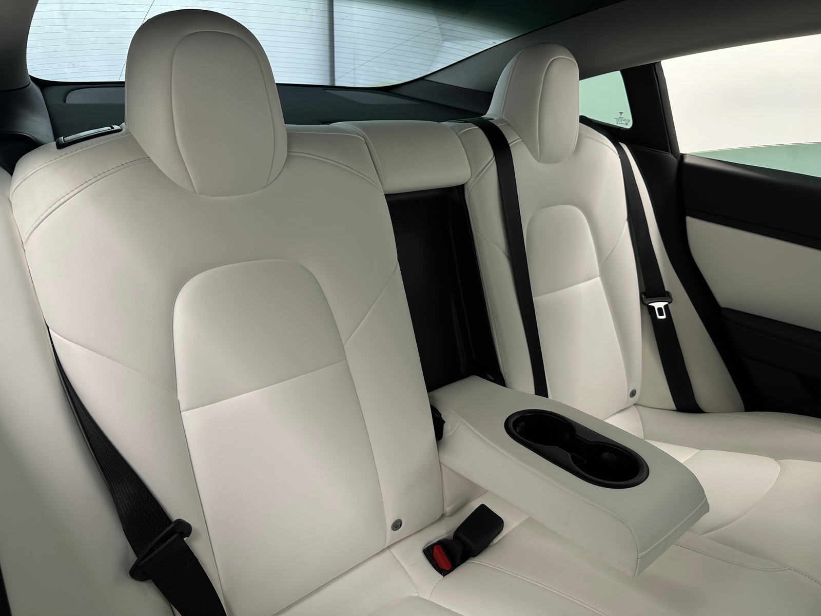 Thumbnail: 2021 Tesla Model 3 - 5
