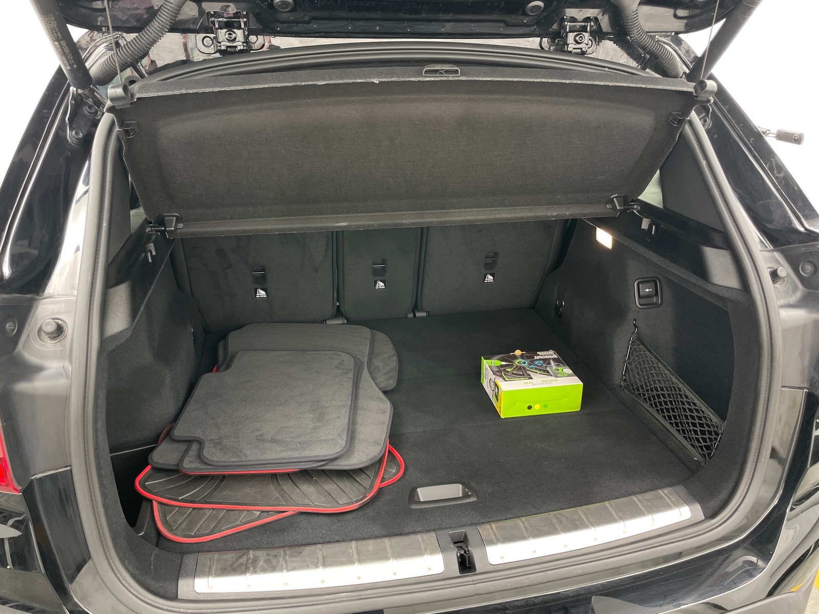 Thumbnail: 2019 BMW X1 - 6