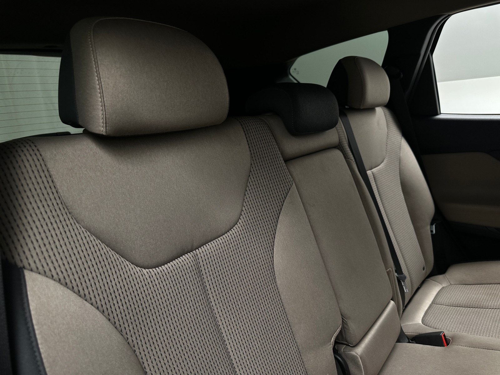 Thumbnail: 2023 Hyundai Santa Fe - 6