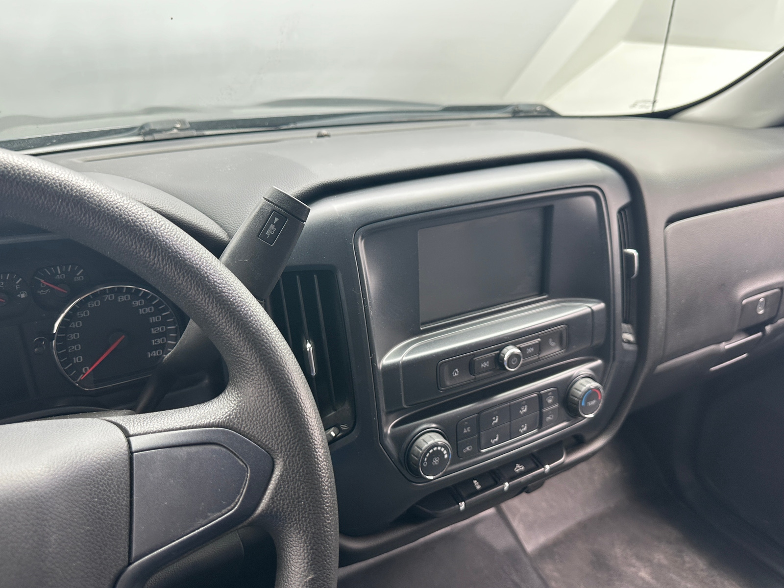 Thumbnail: 2018 Chevrolet Silverado 1500 - 3