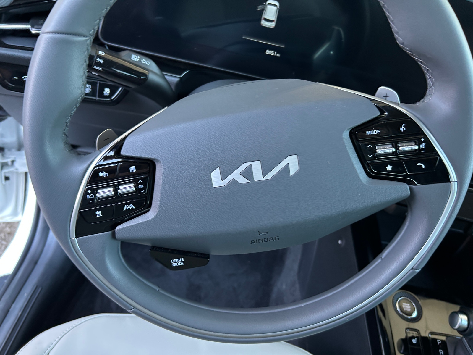 Thumbnail: 2024 Kia Niro - 5