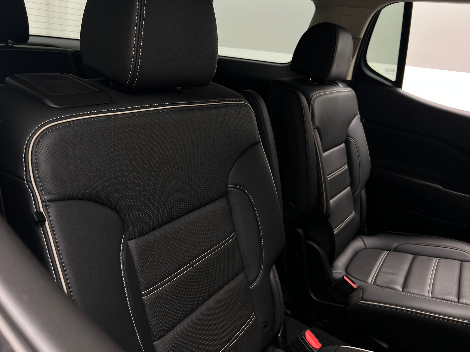 Thumbnail: 2023 GMC Acadia - 5