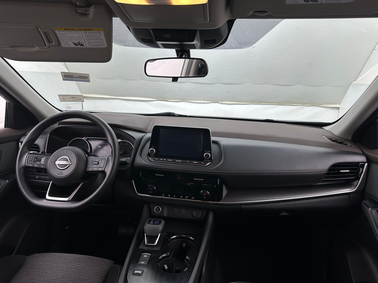 Thumbnail: 2022 Nissan Rogue - 3