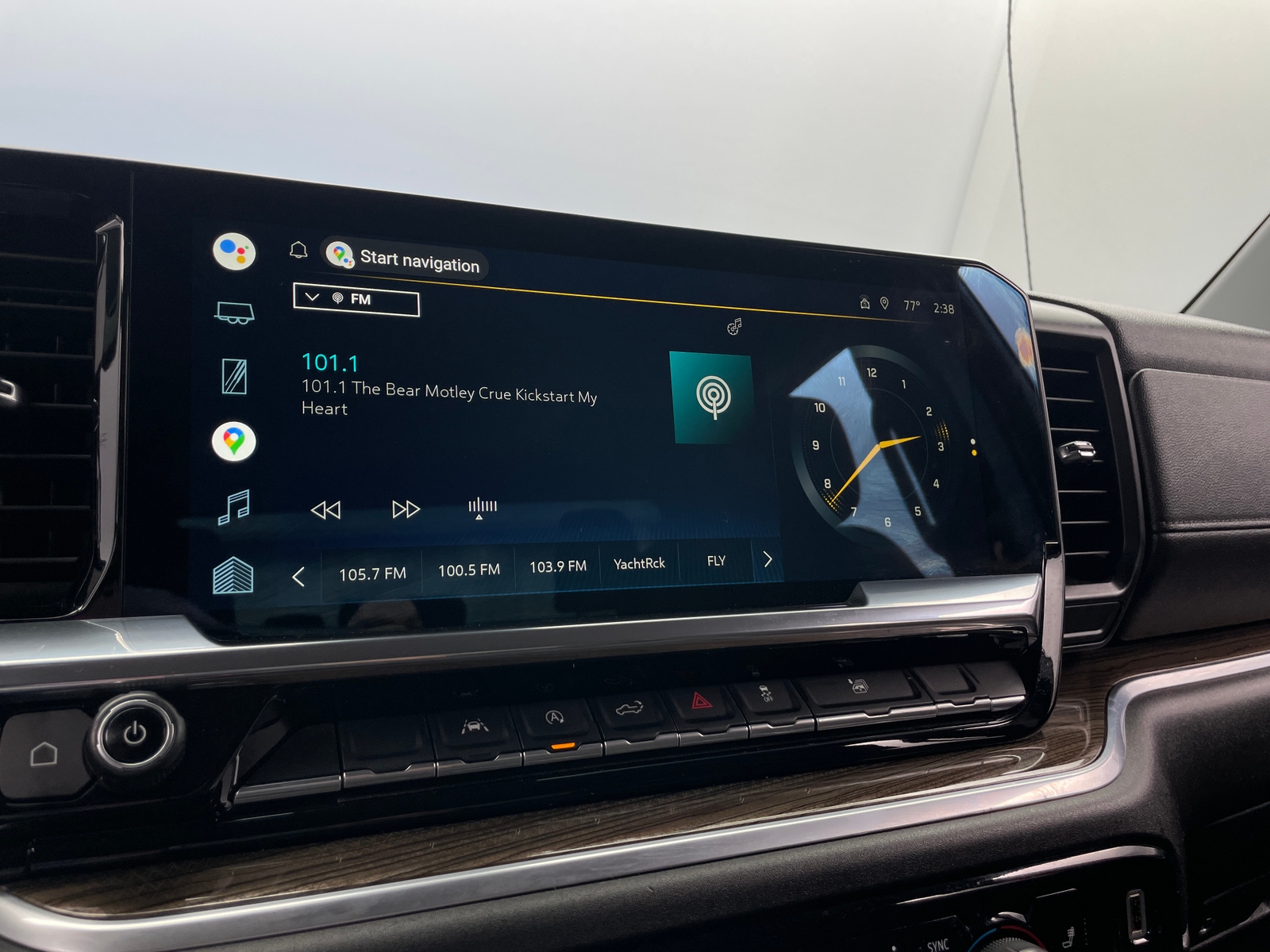 Thumbnail: 2022 Chevrolet Silverado 1500 - 4
