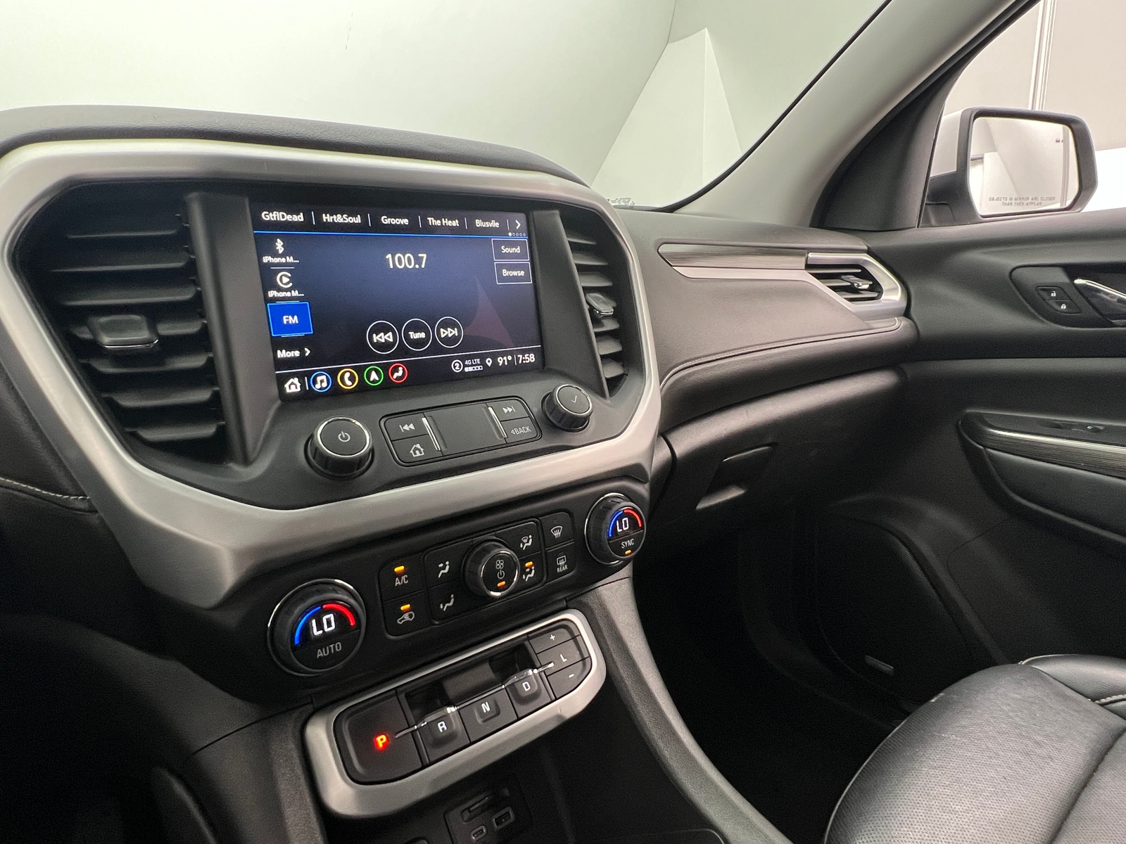 Thumbnail: 2023 GMC Acadia - 4