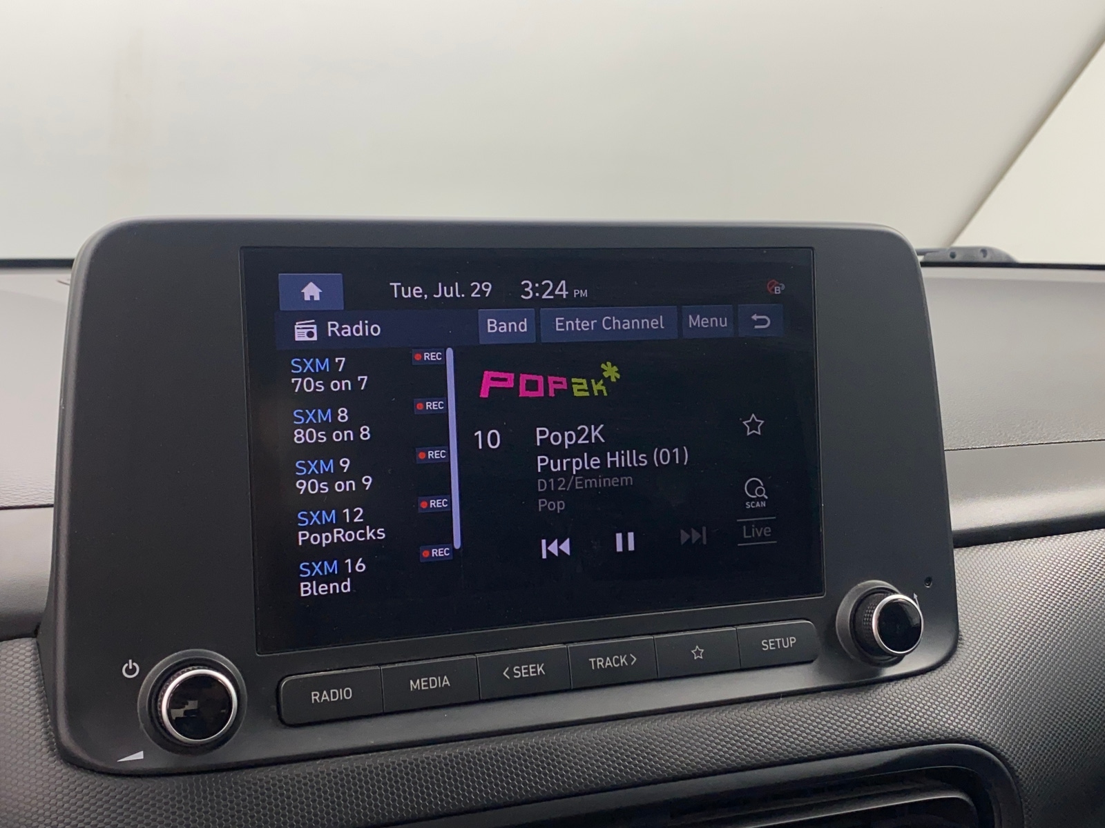 Thumbnail: 2022 Hyundai Kona - 4