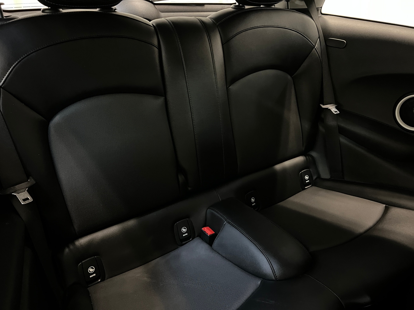Thumbnail: 2016 MINI Cooper Hardtop - 5