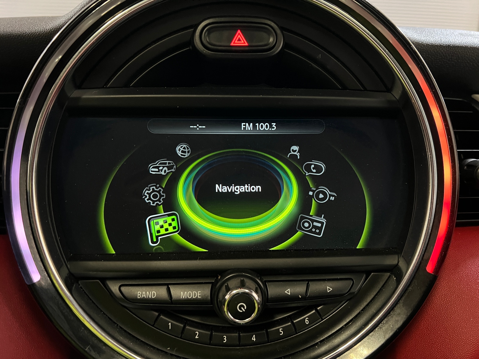 Thumbnail: 2016 MINI Cooper Hardtop - 3