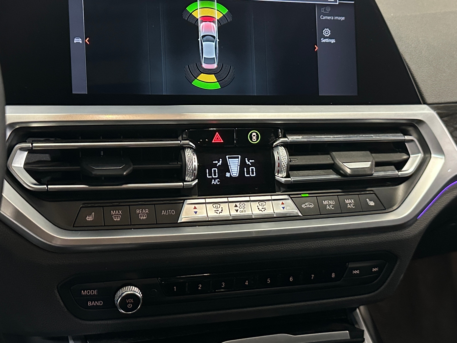 Thumbnail: 2020 BMW 3 Series - 3