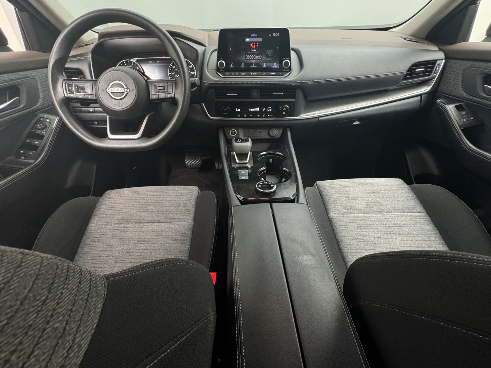 Thumbnail: 2023 Nissan Rogue - 3