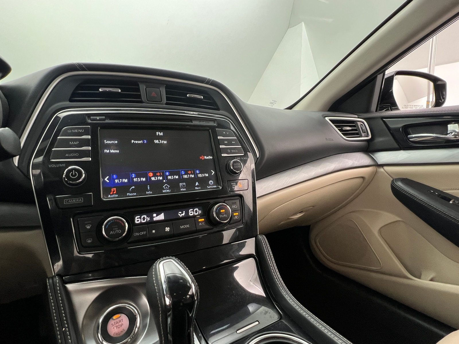 Thumbnail: 2017 Nissan Maxima - 3