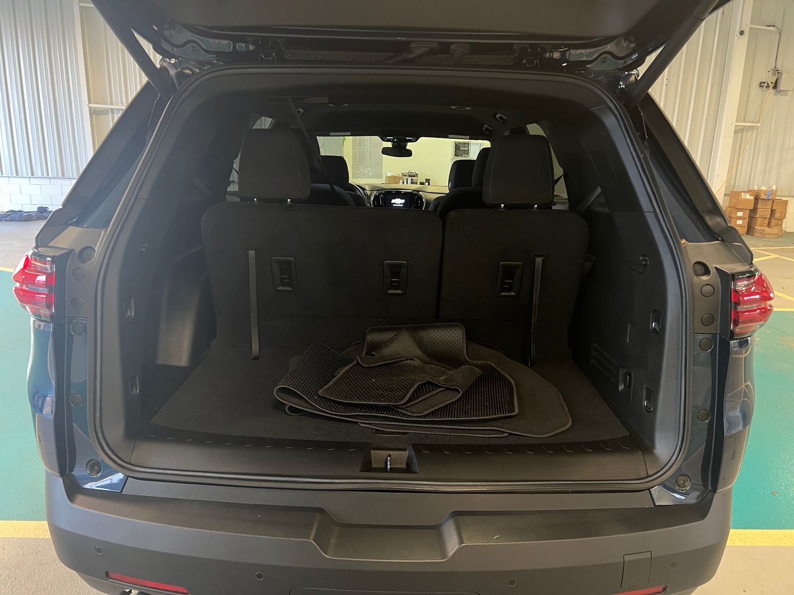 Thumbnail: 2022 Chevrolet Traverse - 7