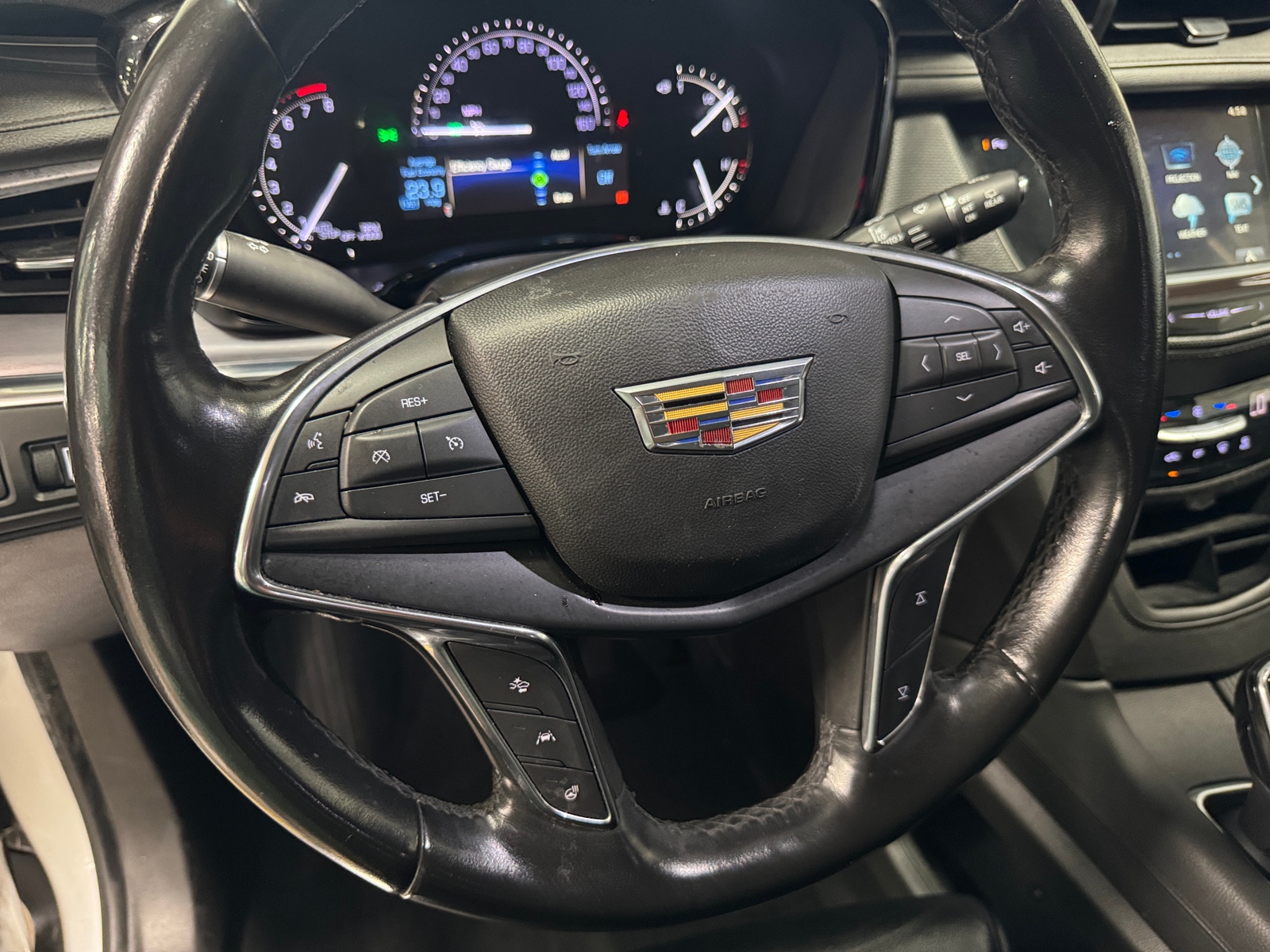 Thumbnail: 2019 Cadillac XT5 - 4