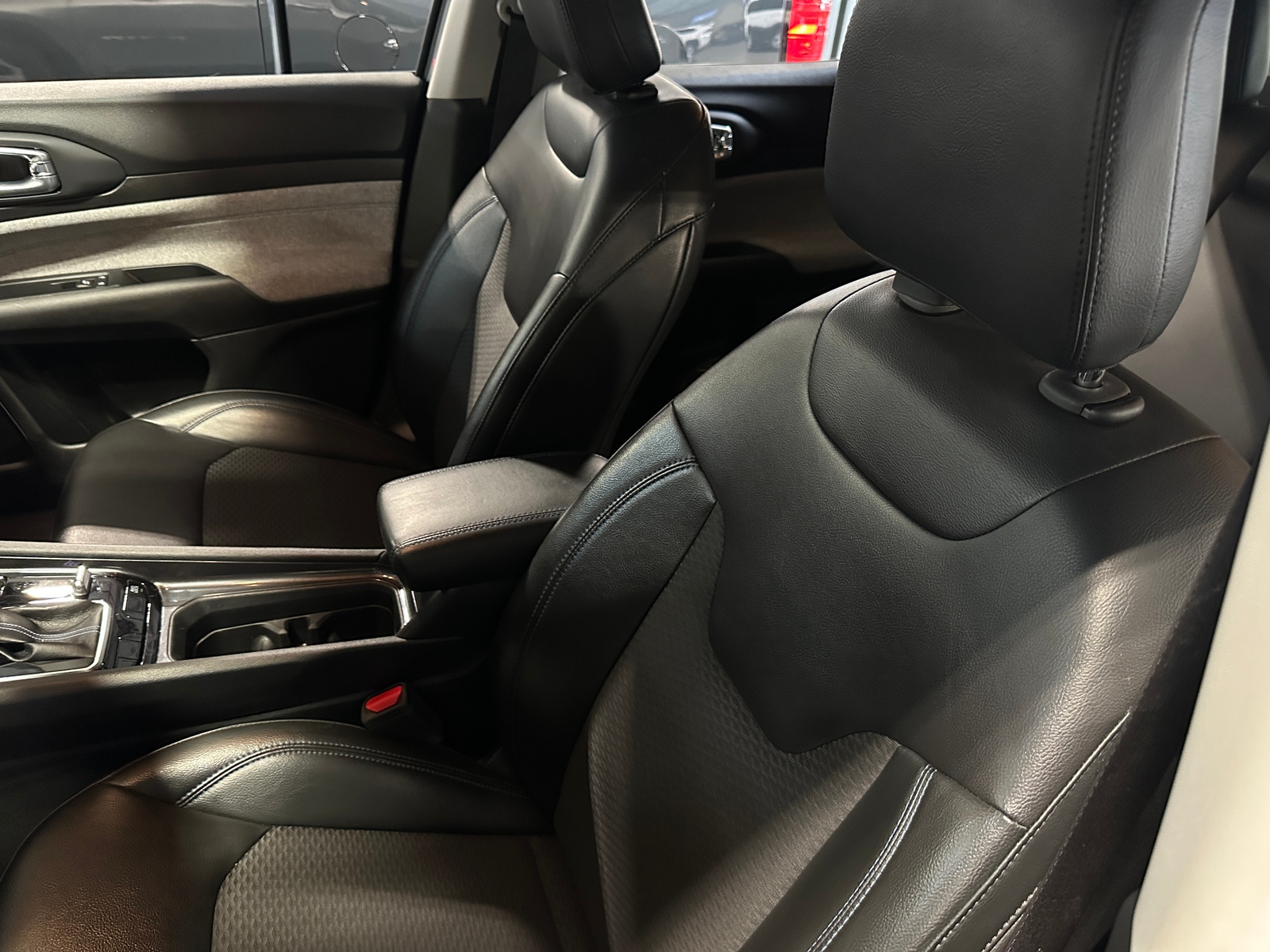 Thumbnail: 2022 Jeep Compass - 2