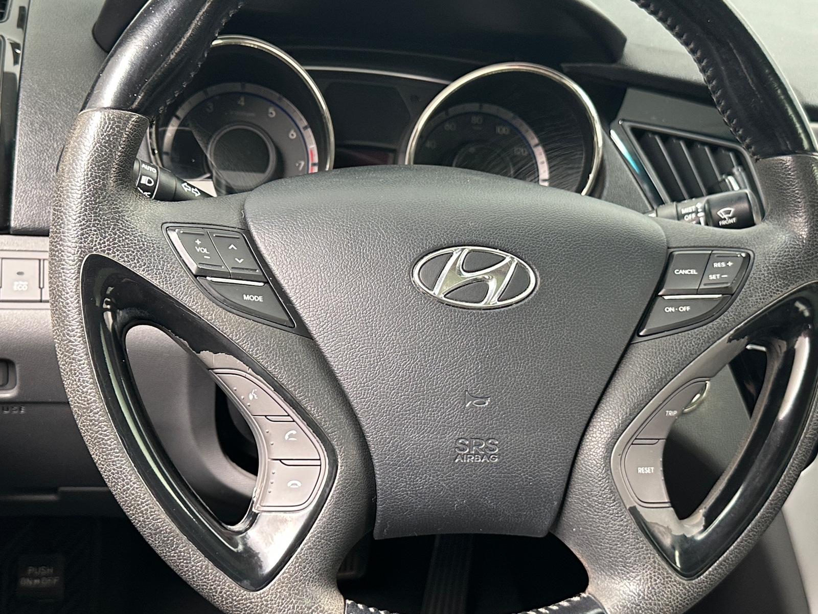 Thumbnail: 2013 Hyundai Sonata - 4