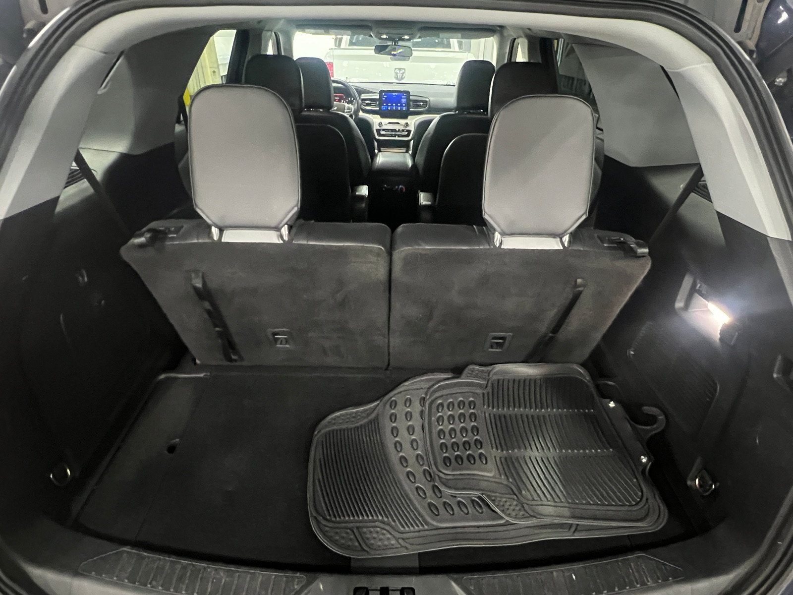 Thumbnail: 2021 Ford Explorer - 7