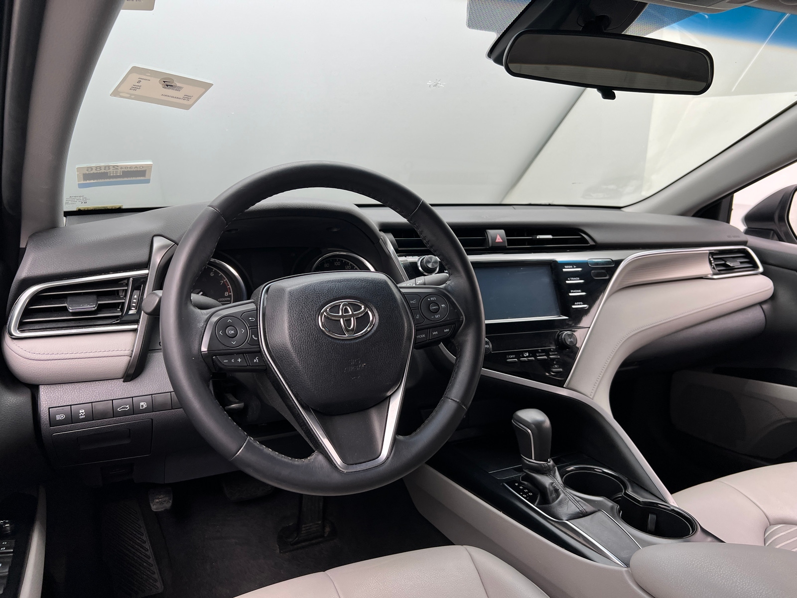 Thumbnail: 2018 Toyota Camry - 3