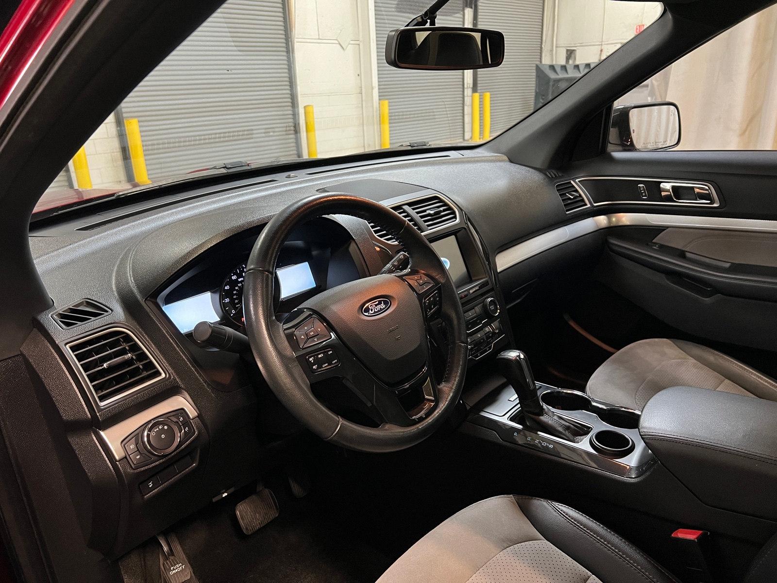 Thumbnail: 2017 Ford Explorer - 3