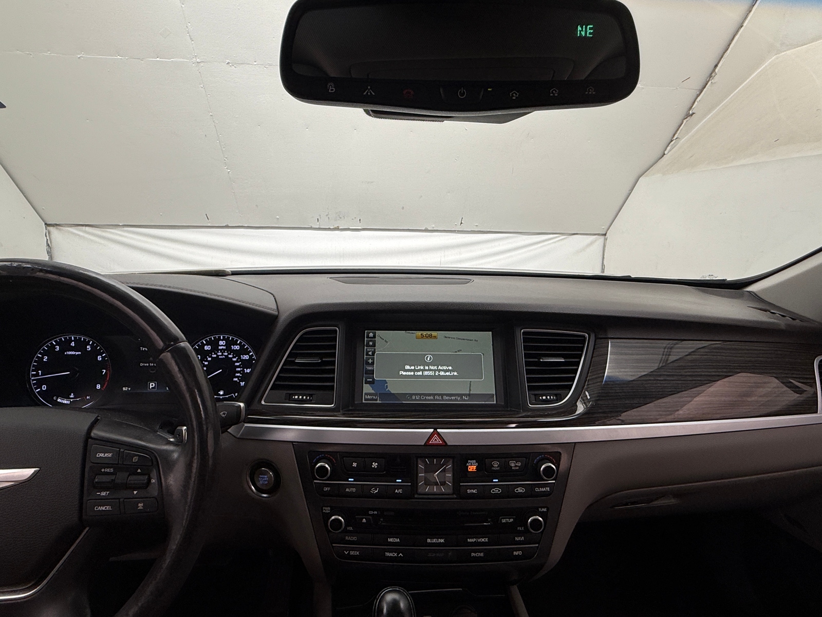 Thumbnail: 2015 Hyundai Genesis - 3