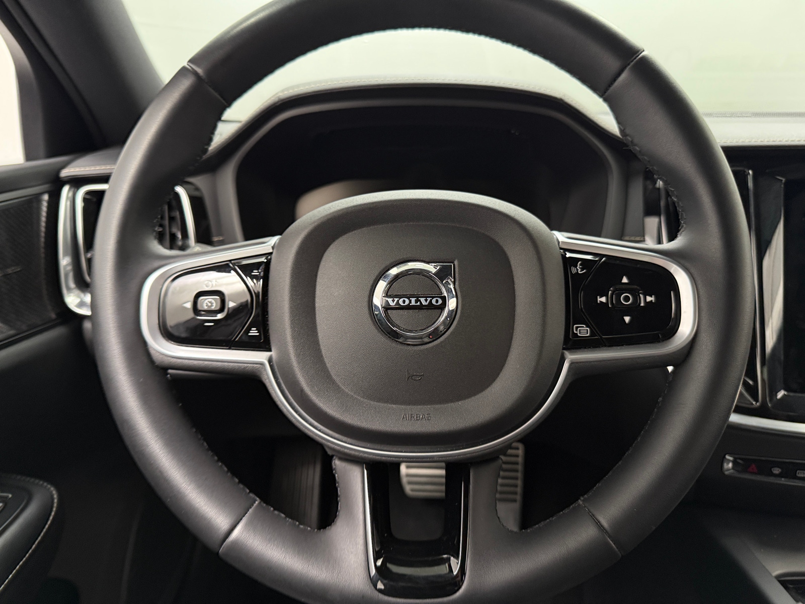 Thumbnail: 2022 Volvo S60 - 4