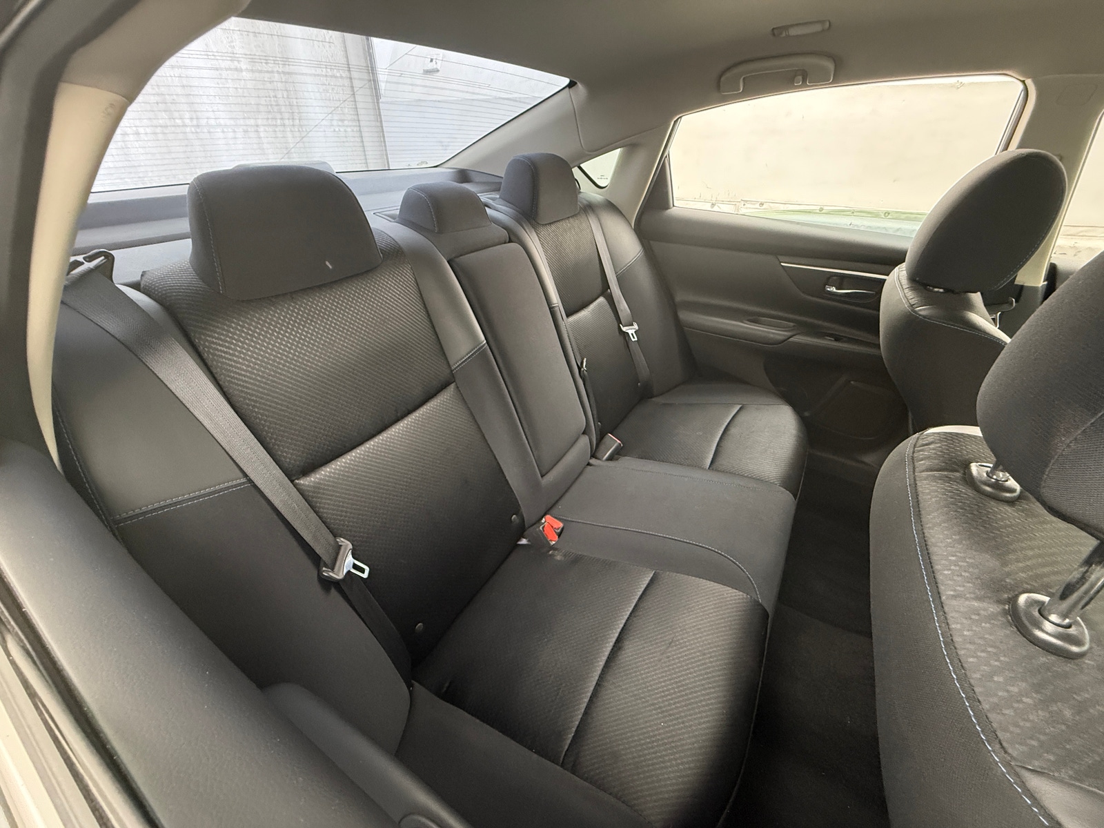 Thumbnail: 2016 Nissan Altima - 6