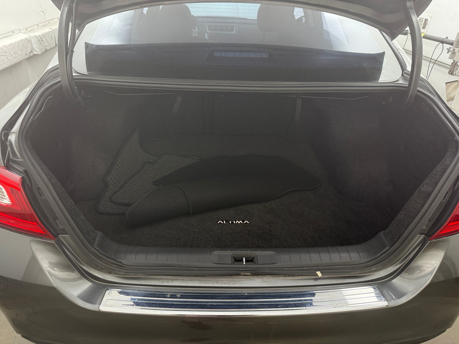 Thumbnail: 2016 Nissan Altima - 7