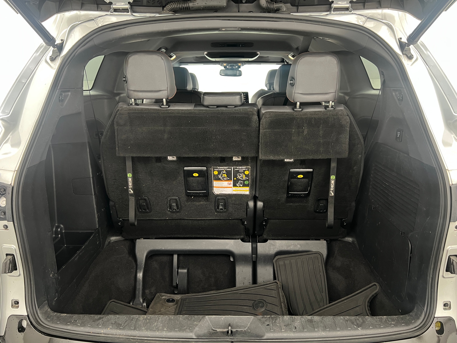 Thumbnail: 2021 Toyota Sienna - 6