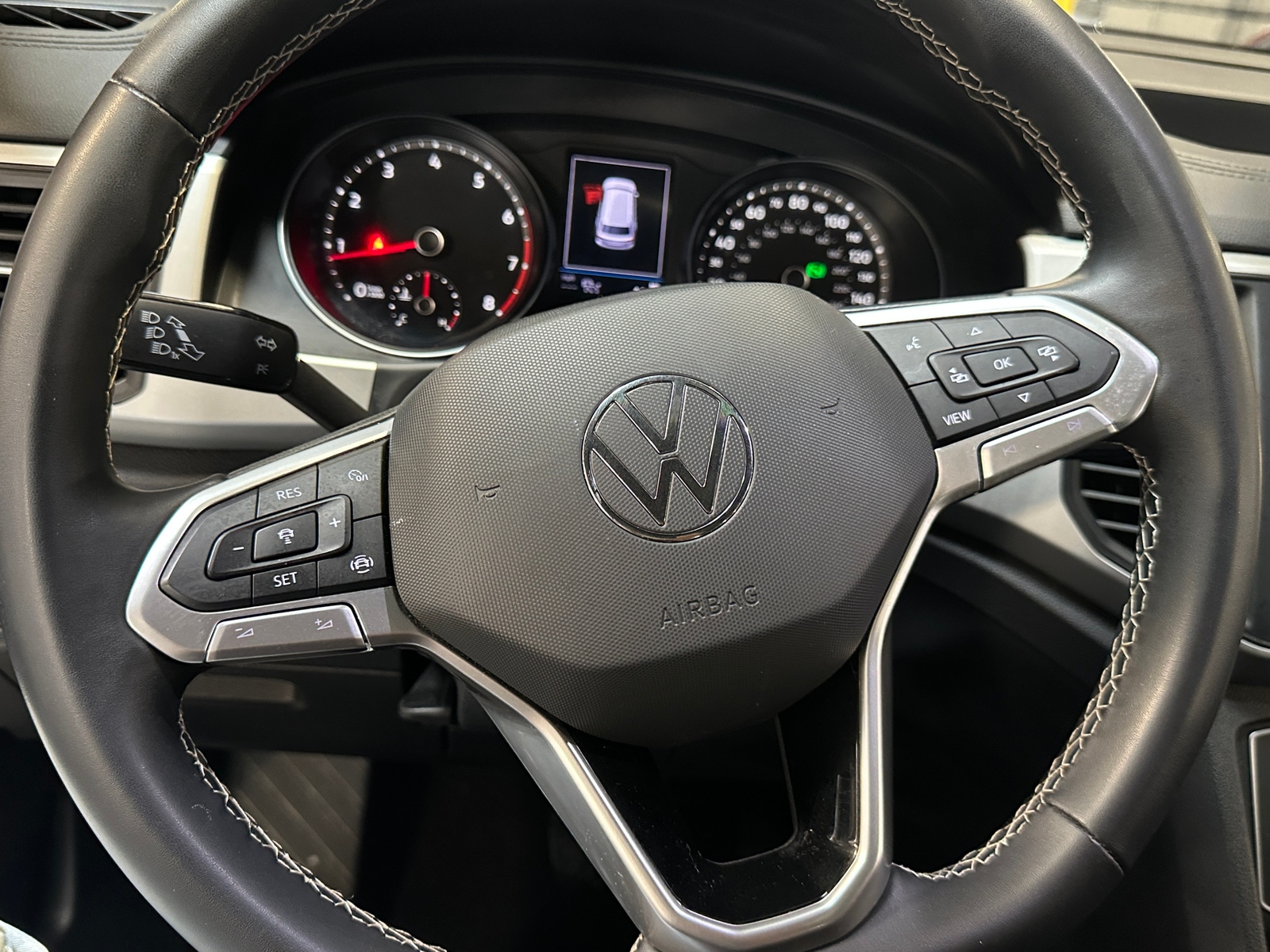 Thumbnail: 2021 Volkswagen Atlas - 4