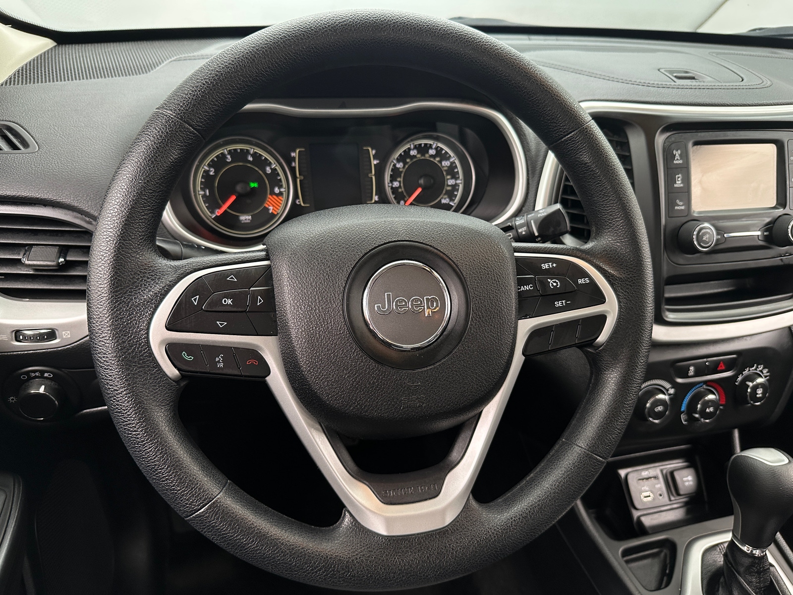 Thumbnail: 2014 Jeep Cherokee - 5
