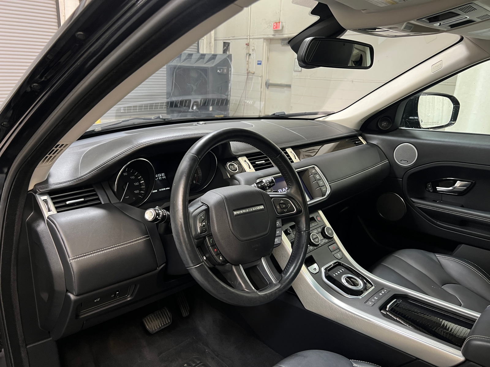 Thumbnail: 2012 Land Rover Range Rover Evoque - 2