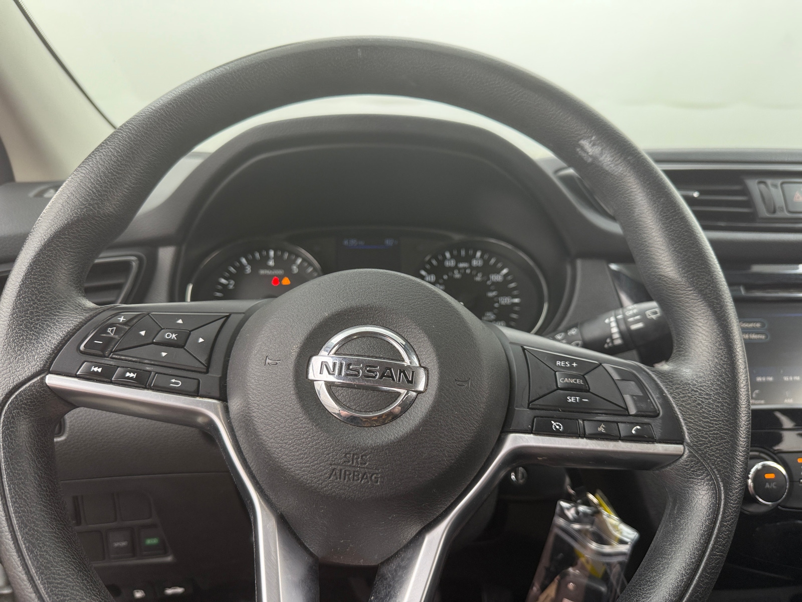 Thumbnail: 2020 Nissan Rogue Sport - 5