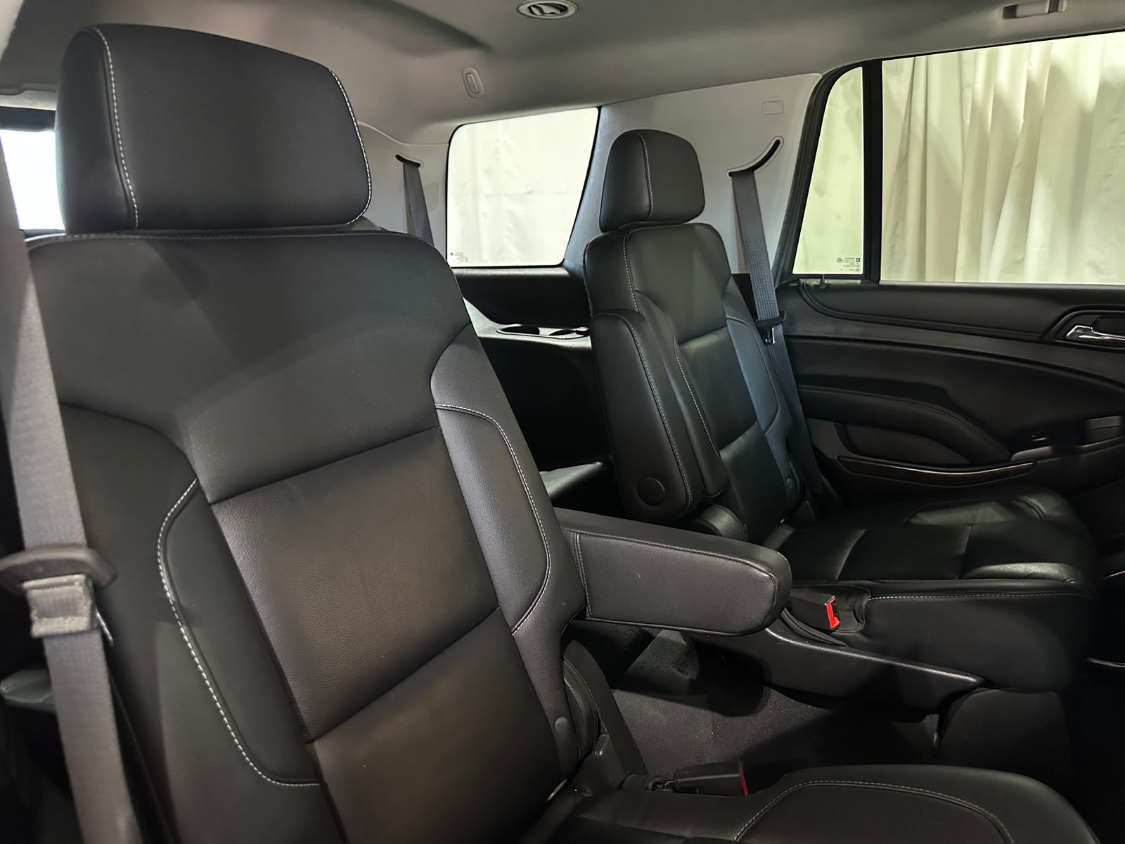 Thumbnail: 2019 Chevrolet Tahoe - 5