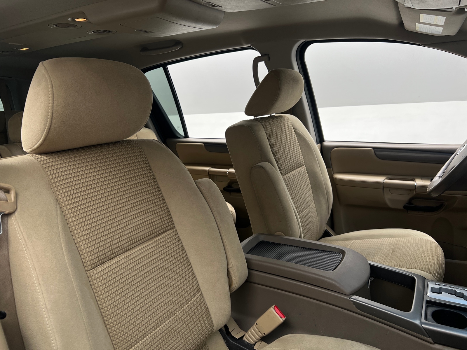 Thumbnail: 2011 Nissan Armada - 2