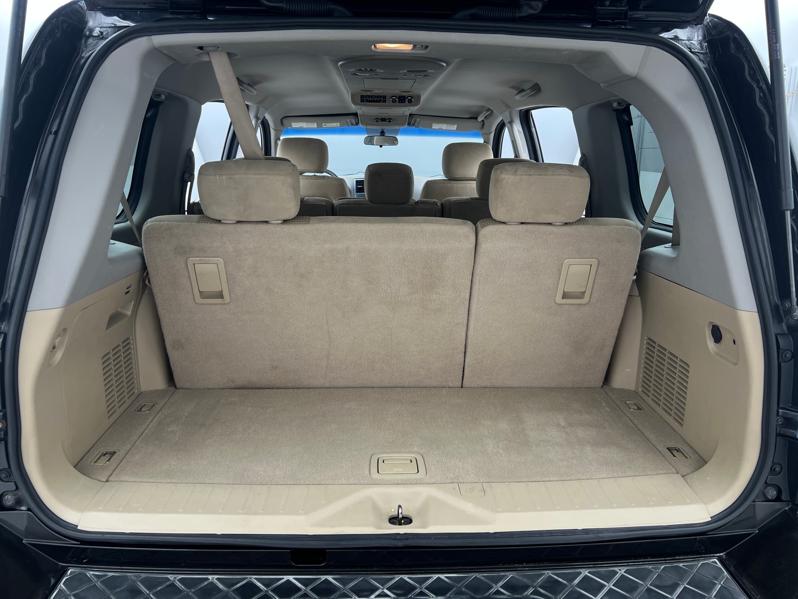 Thumbnail: 2011 Nissan Armada - 7