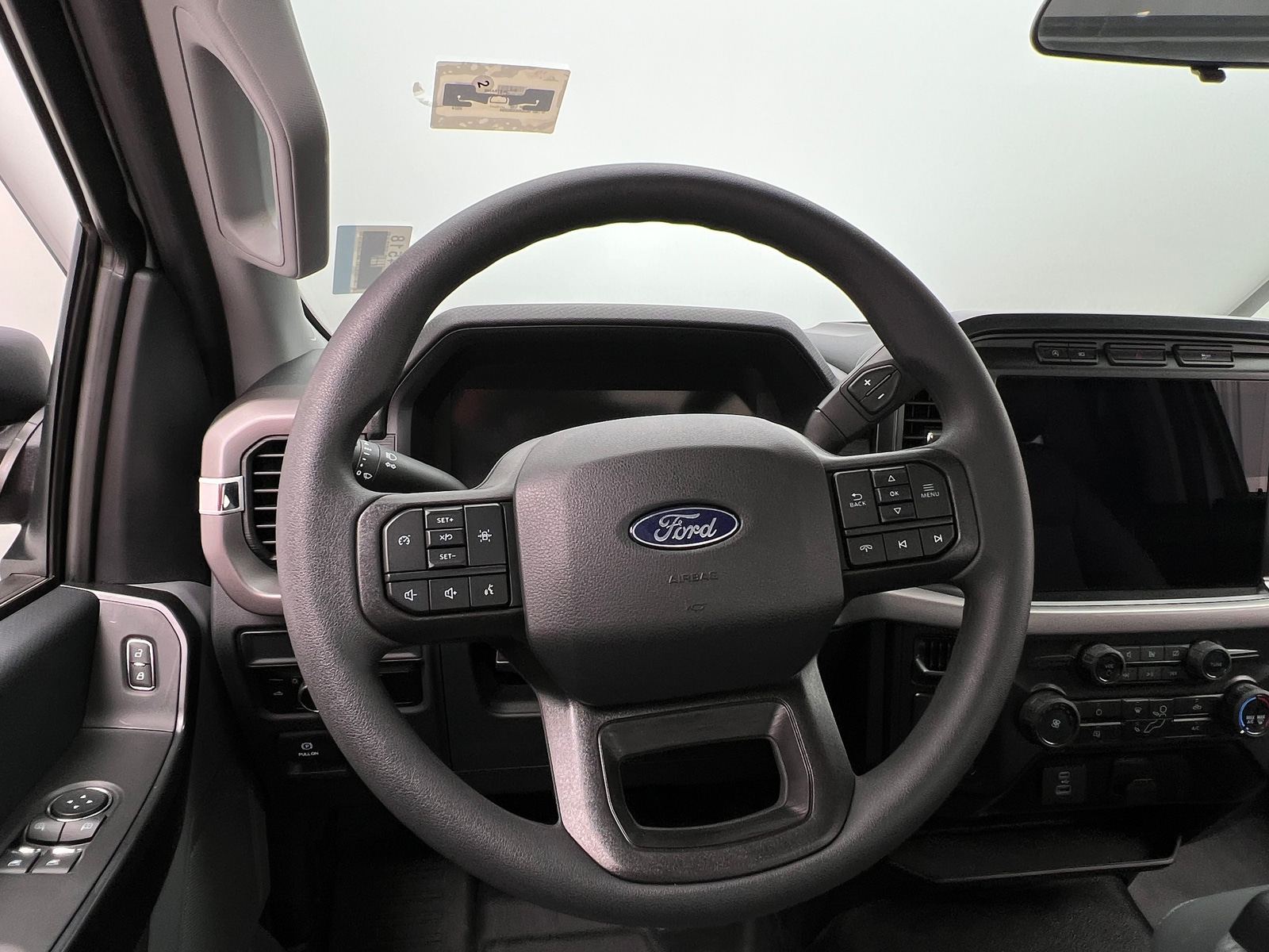 Thumbnail: 2024 Ford Econoline - 4