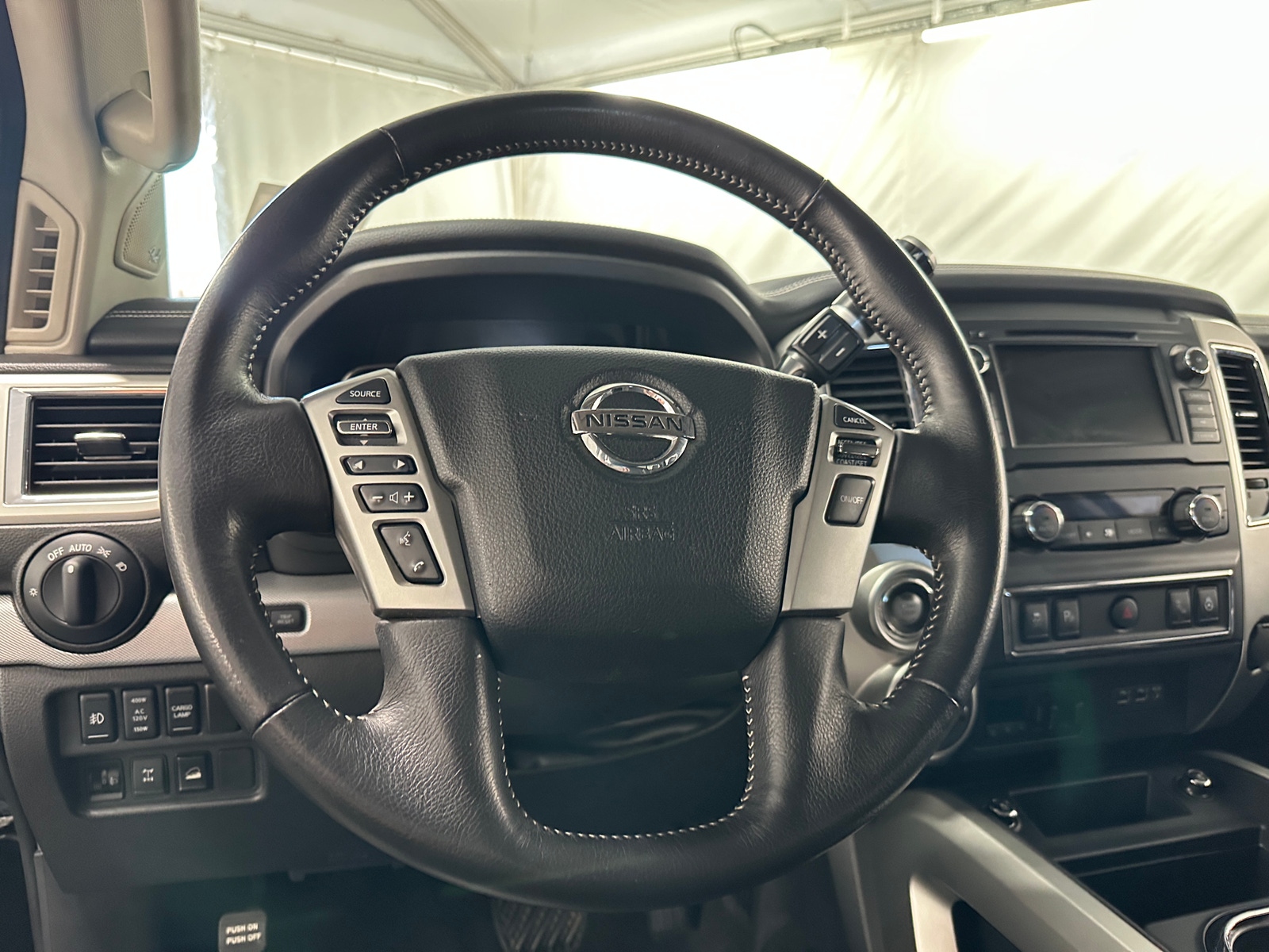 Thumbnail: 2019 Nissan Titan - 5