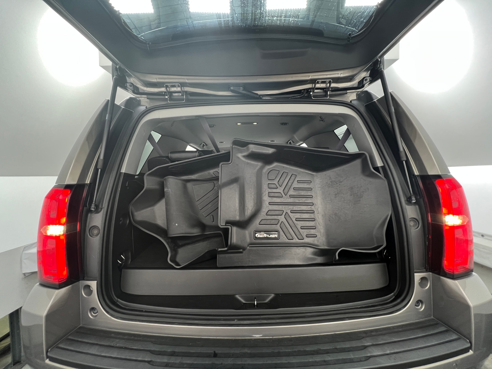 Thumbnail: 2017 Chevrolet Tahoe - 7